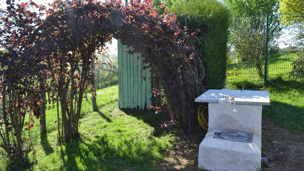 Aire service camping car Thoiré sur Dinan