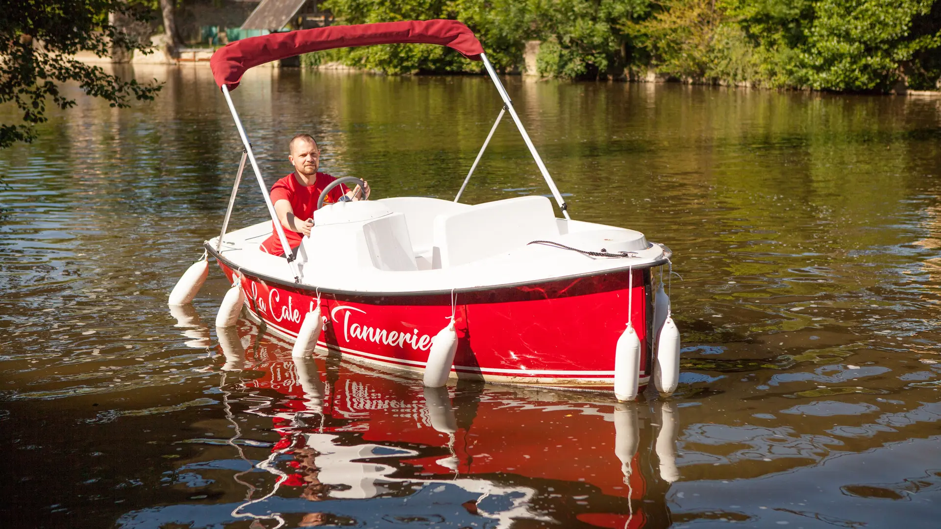 Barques électriques