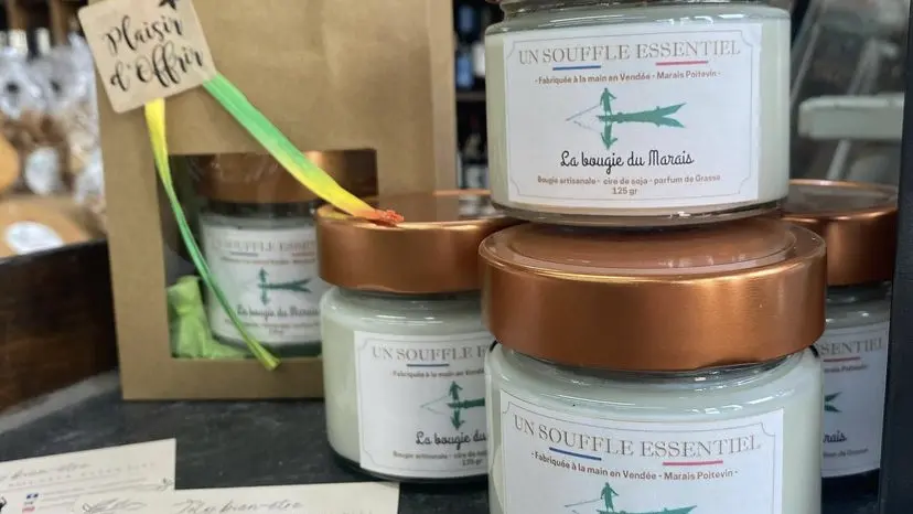 Bougies-artisanales-Joly-bien-être-souffle-essentiel-Le-Mazeau-85-2