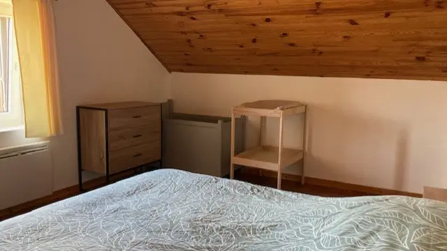 Chambre 1 avec coin bébé