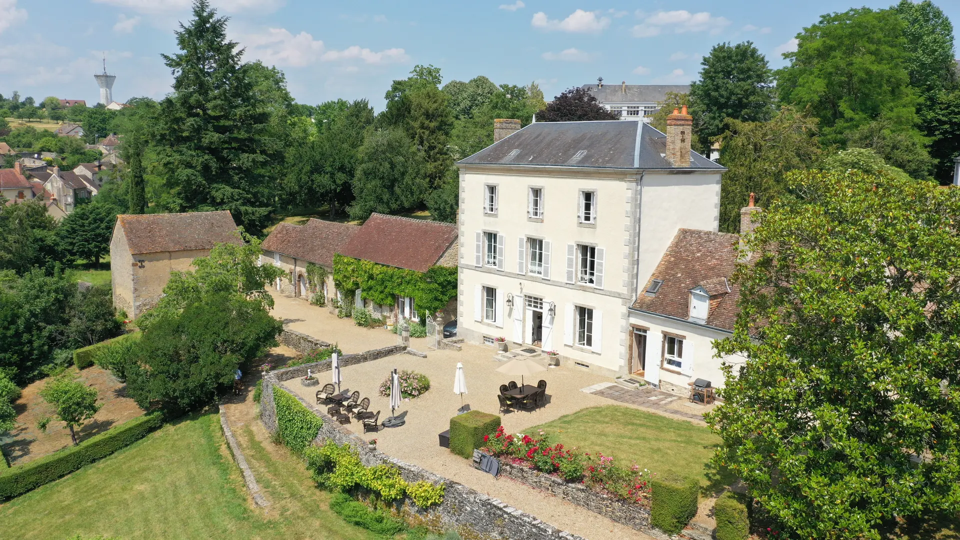 Chambres d'hôtes Le Clos de Paris - Fresnay-sur-Sarthe - extérieur