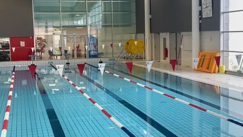 Bassin sportif 25 mètres