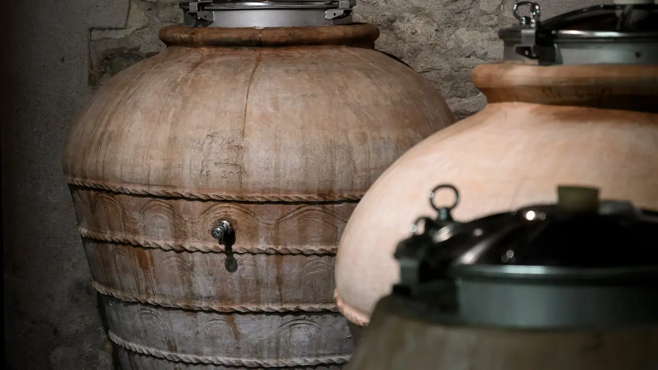 AMPHORES DOMAINE BONNET HUTEAU BY PAUL STEFANNAGGI