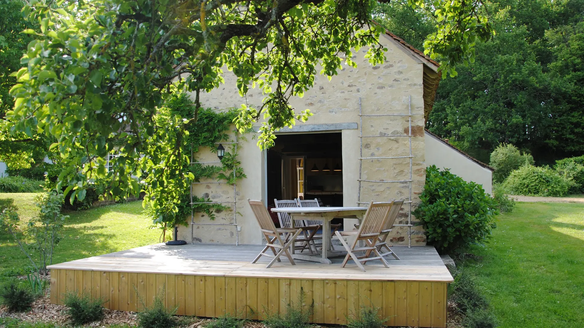 Gîte la Ravaloire_Bazouge cré sur Loir_la Terrasse