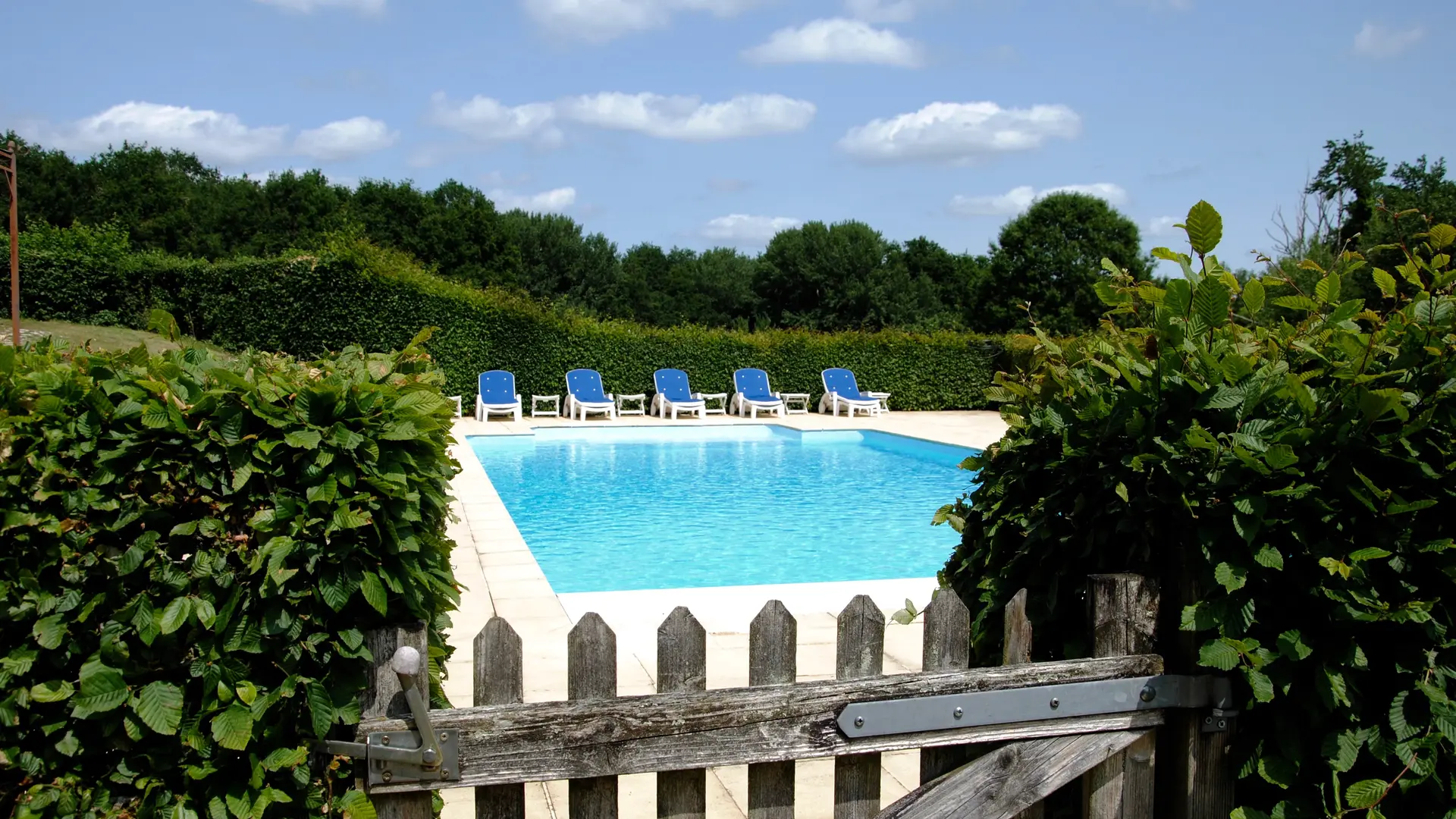 Gîte la Ravaloire_Bazouge cré sur Loir_Piscine chauffée 13x6