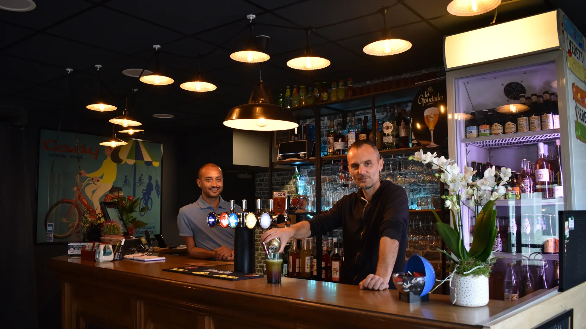 bar Bistrot des Halles 1 - la Châtaigneraie - 85