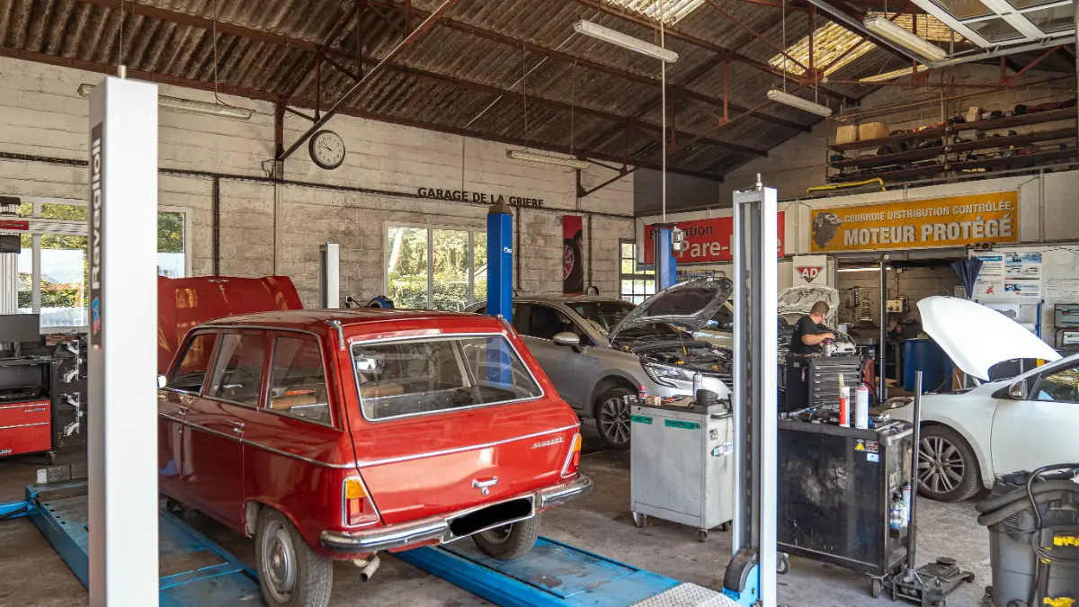 Garage_de_la_Tranche-226-w1200-h1200