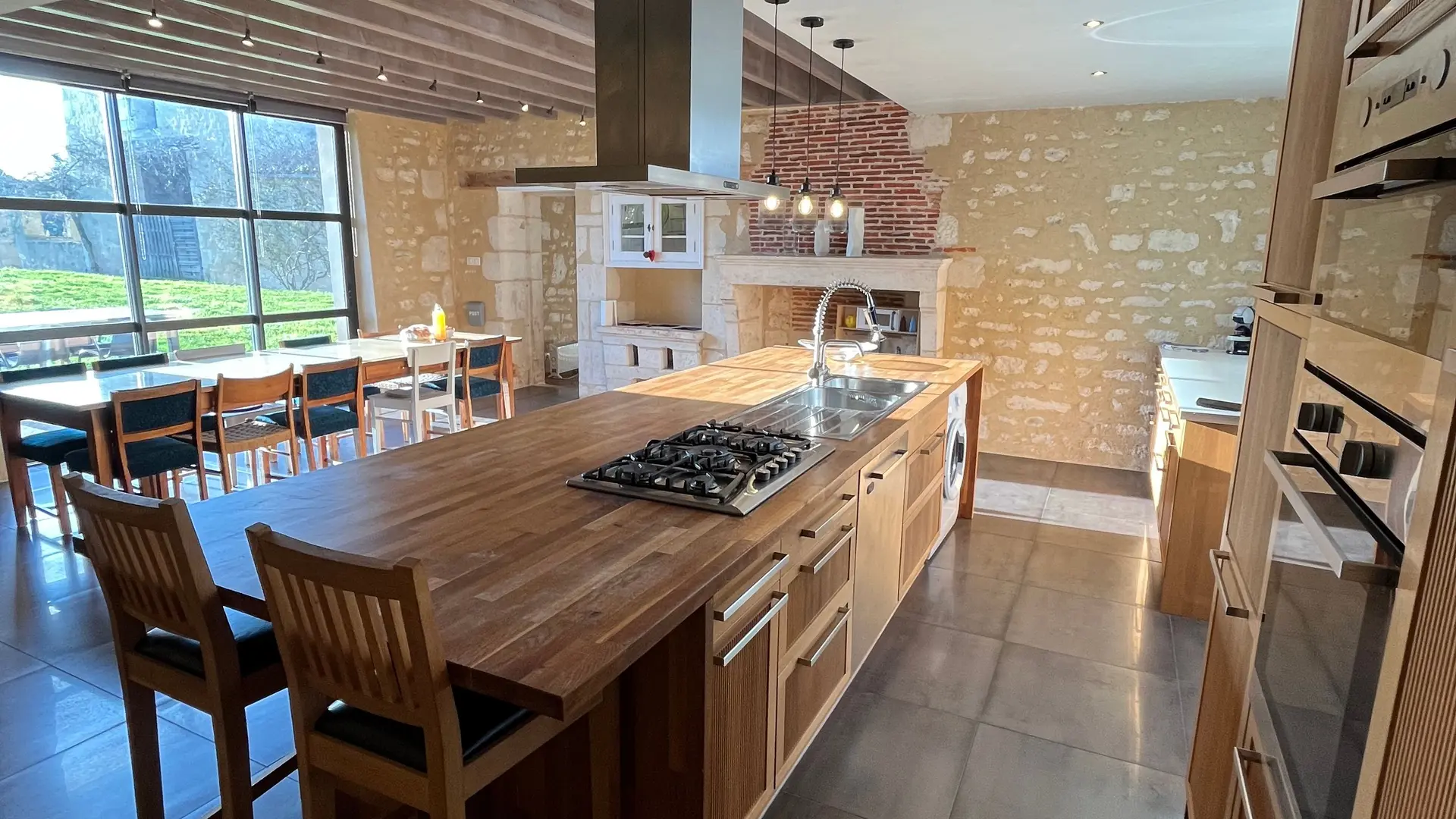 Cuisine/salle à manger - Kitchen/dining room_2