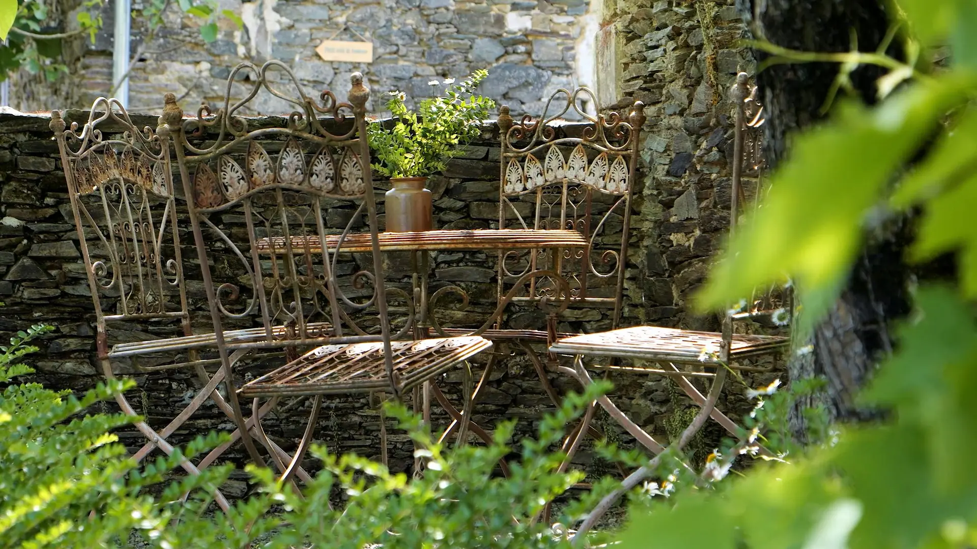 Terrasse jardin des senteurs_18