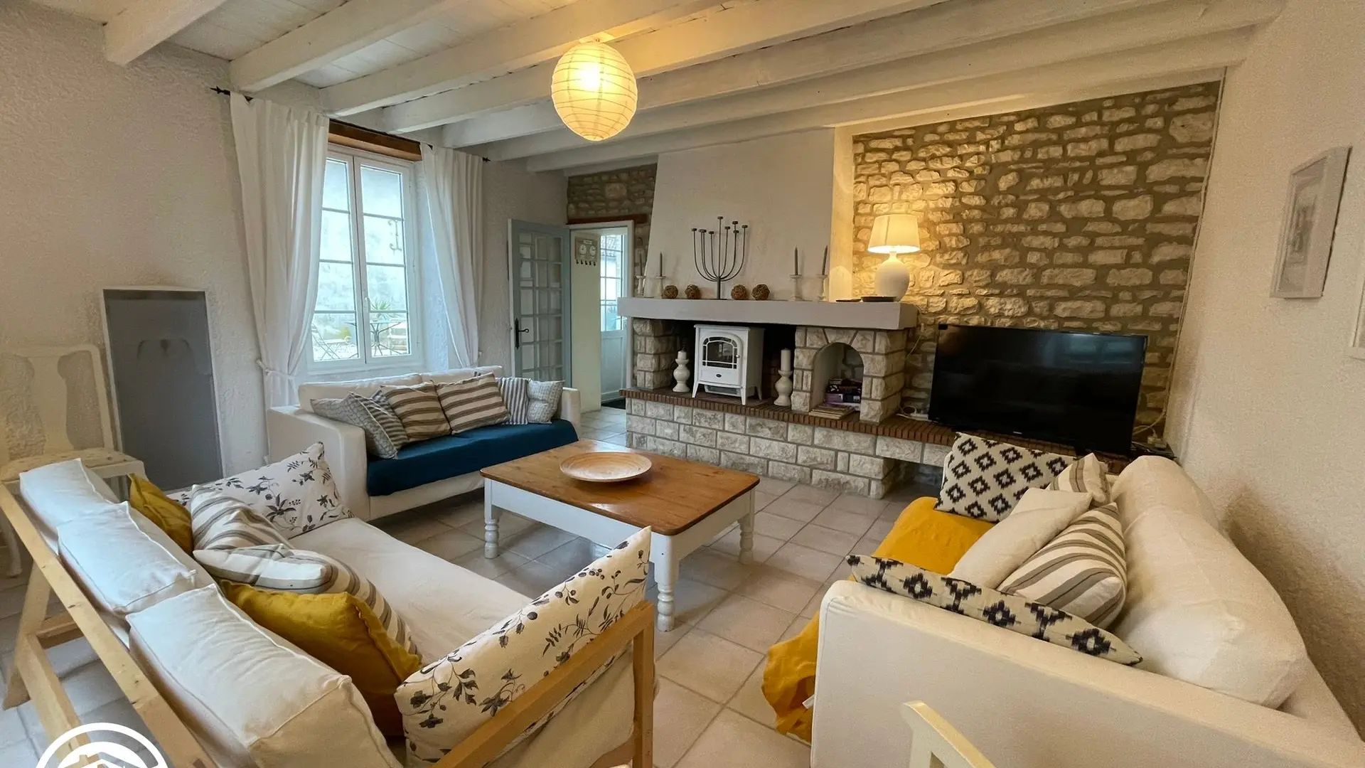 Gîte agréé Gîtes de France dans le PNR Marais Poitevin : Salon_9