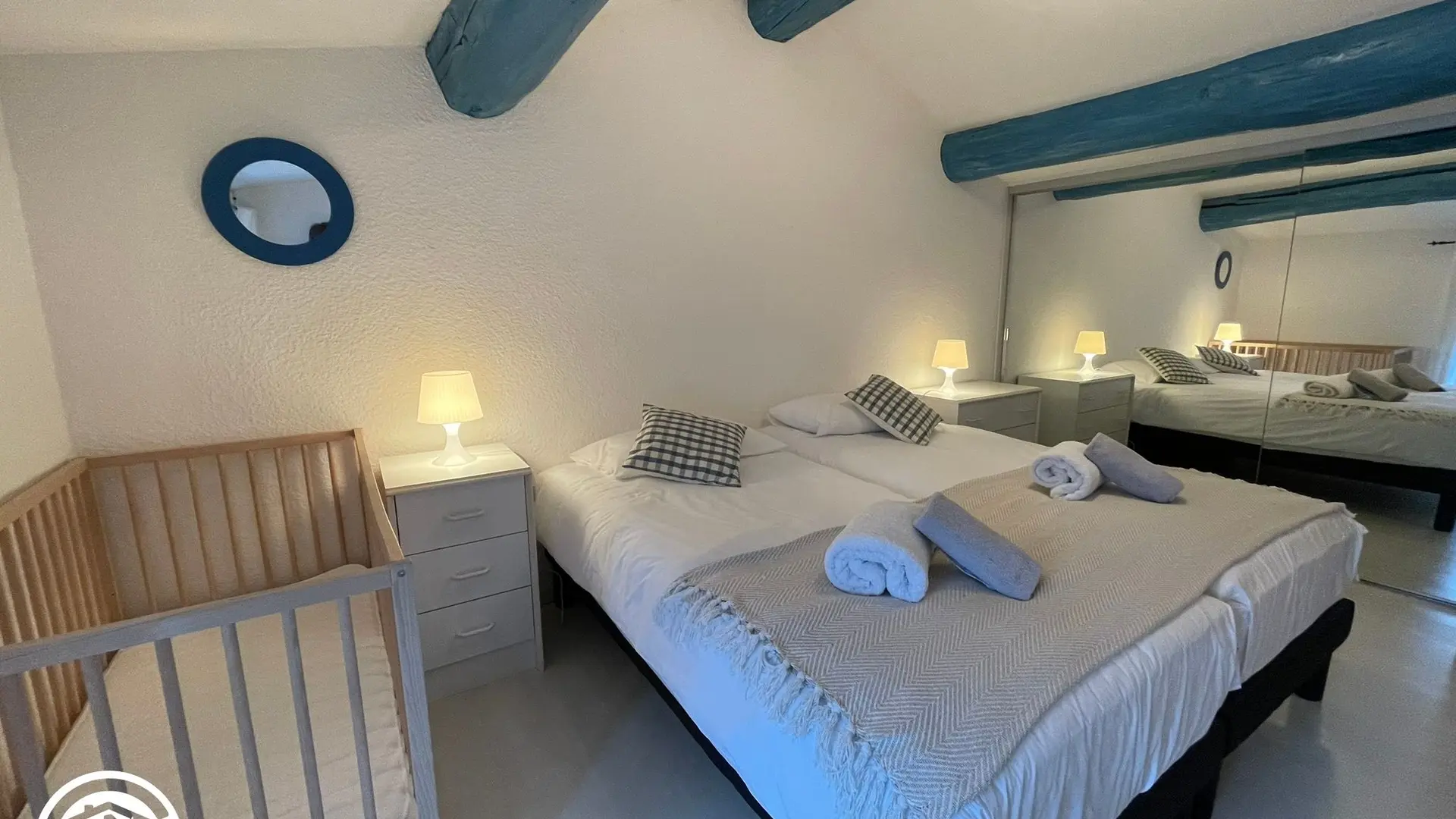 Gîte agréé Gîtes de France dans le PNR Marais Poitevin : Chambre 3 (2 lits 90)_11
