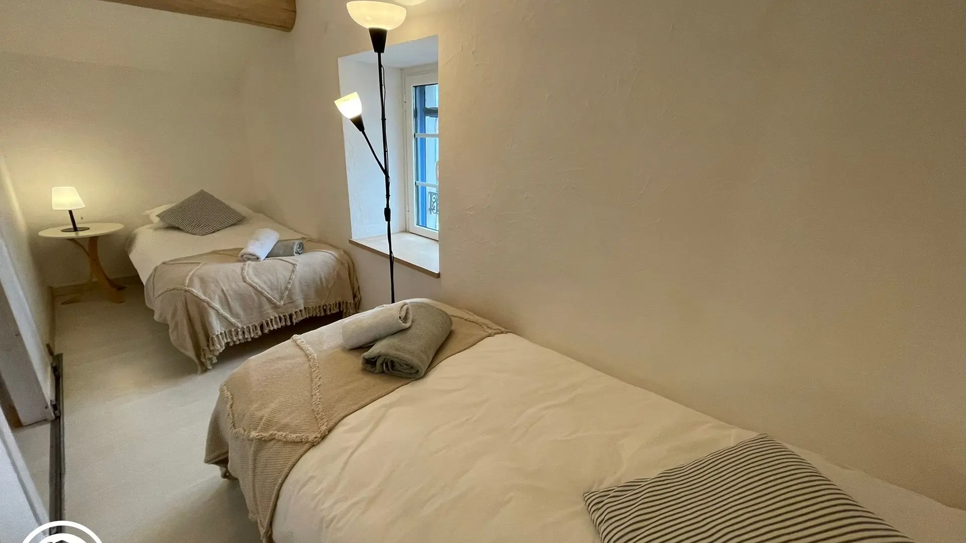 Gîte agréé Gîtes de France dans le PNR Marais Poitevin : Chambre 2 (2 lits 90)_16