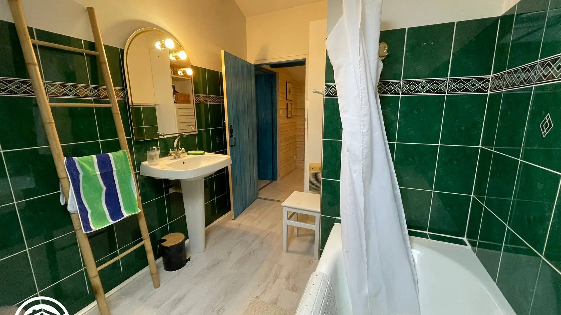 Gîte agréé Gîtes de France dans le PNR Marais Poitevin : Salle de bain/WC_18