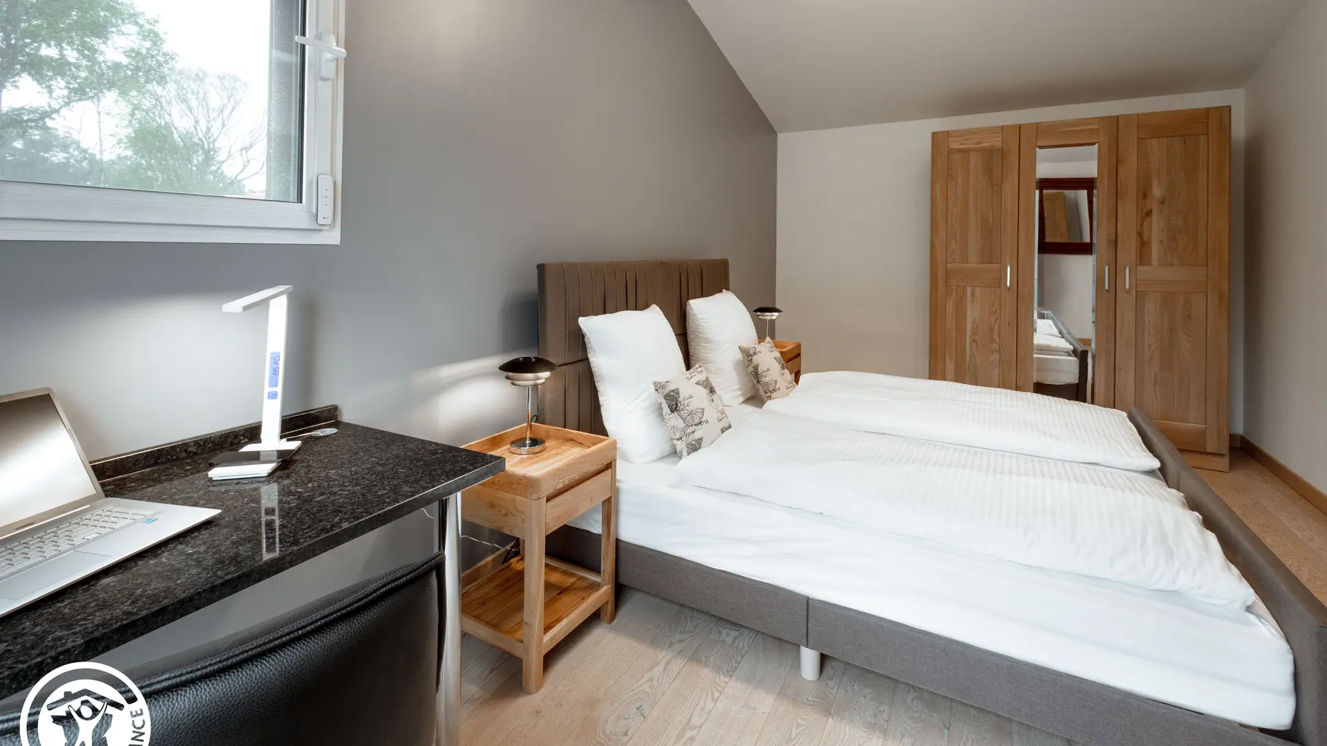 Gîte agréé Gîtes de France en Vendée : Chambre 4 (1 lit 180)_21