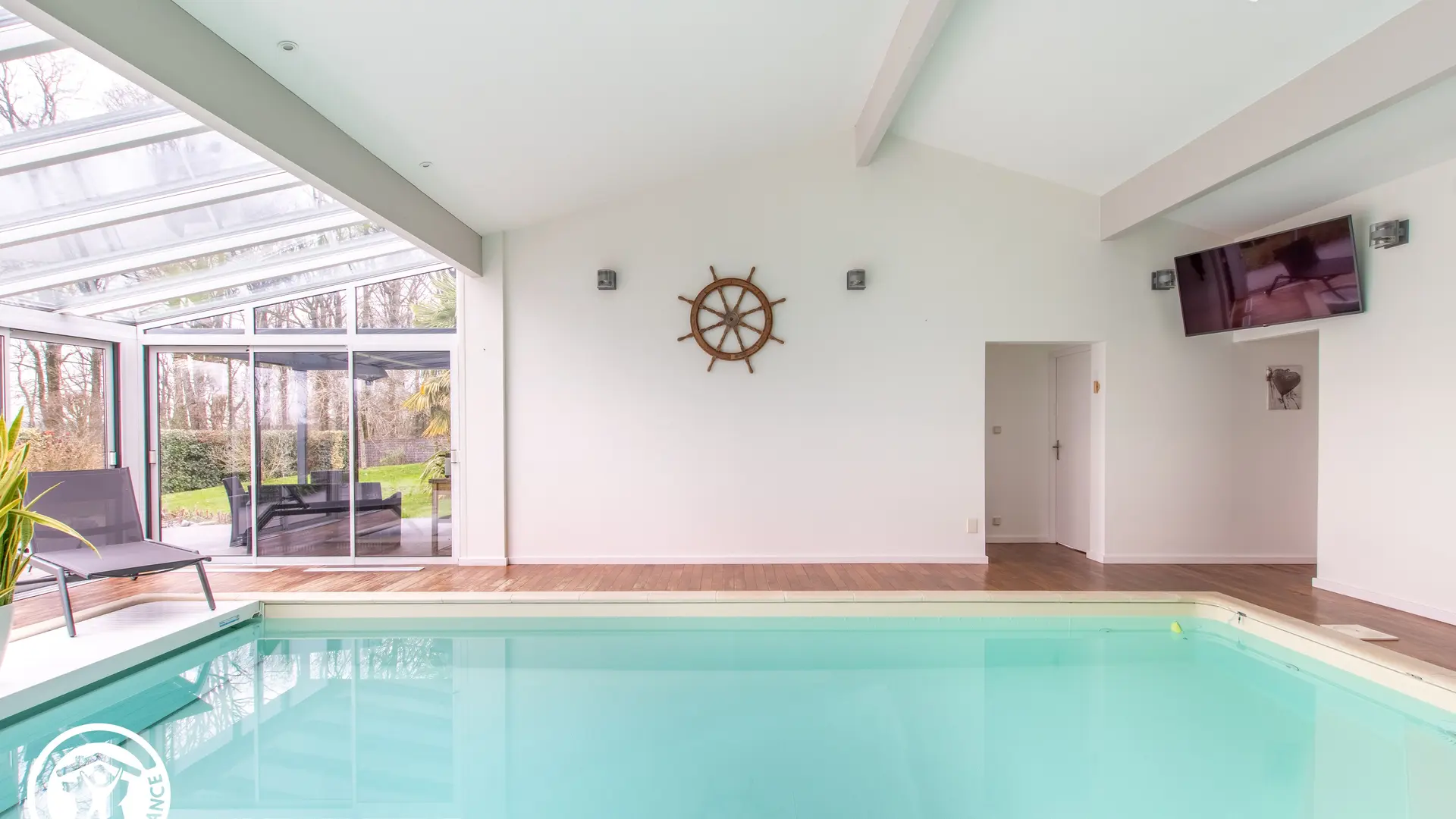 Gîte agréé Gîtes de France en Vendée : Piscine intérieure_23