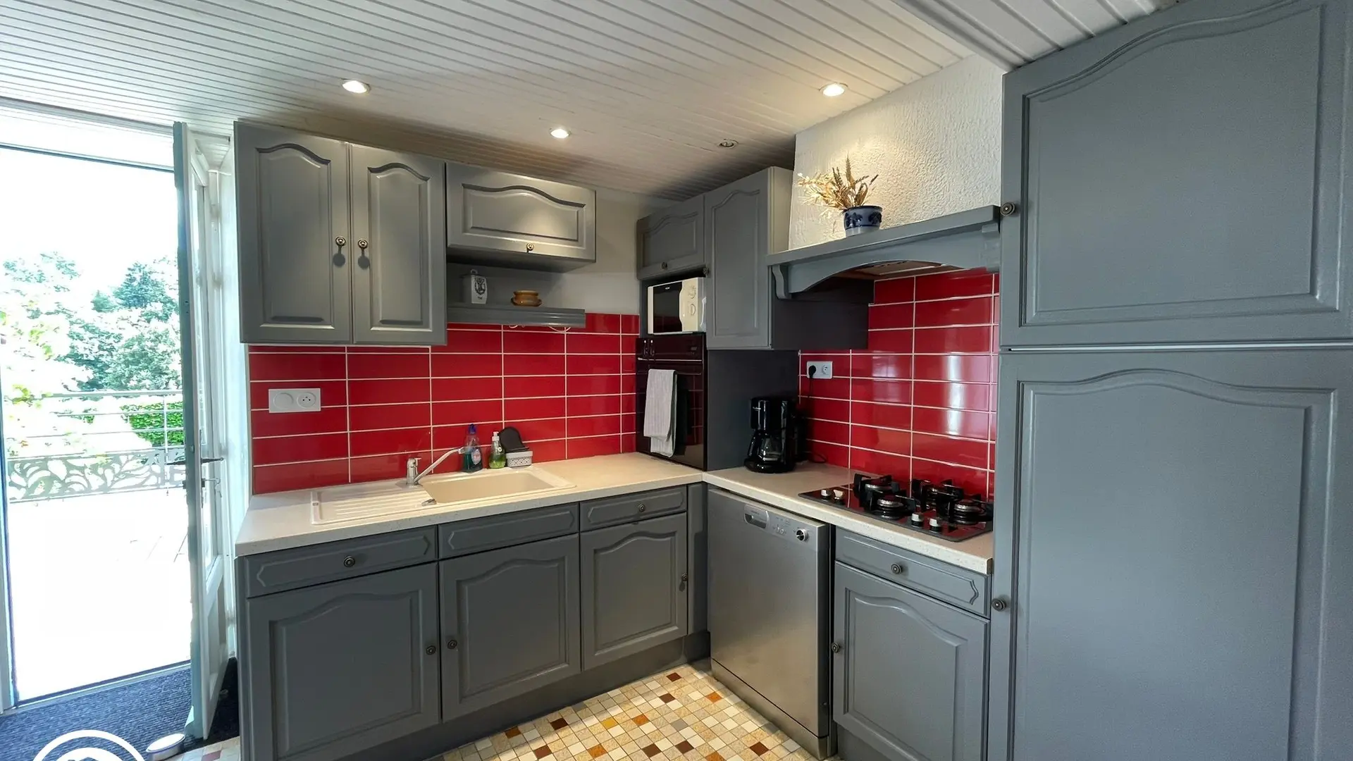 Gîte agréé Gîtes de France en Vendée : Cuisine/séjour_6