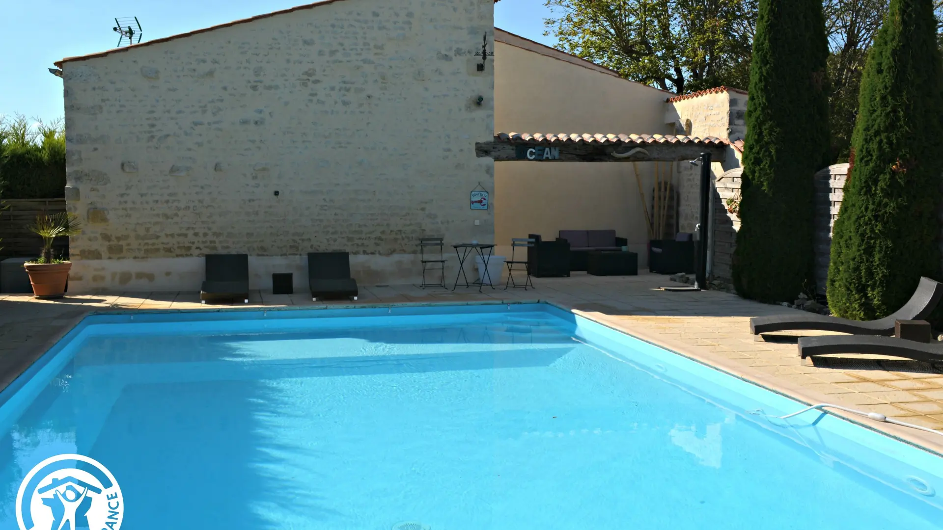 Gîte agréé Gîtes de France en Vendée : Piscine commune_5