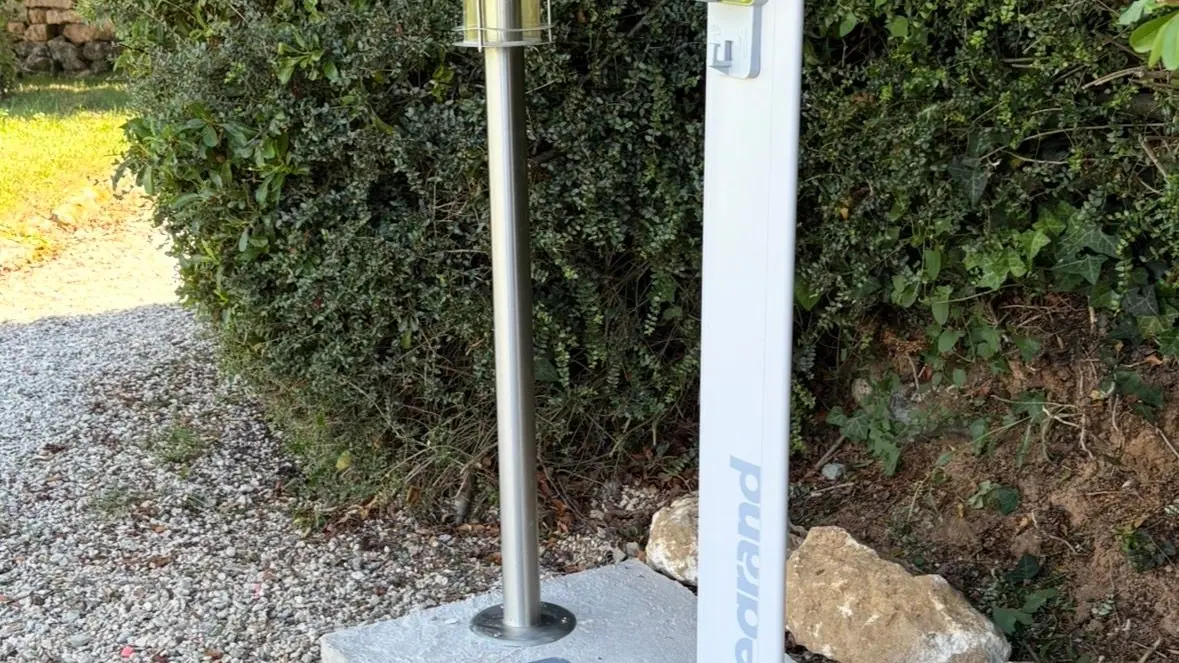 Gîte agréé Gîtes de France en Vendée : Borne de recharge électrique_23