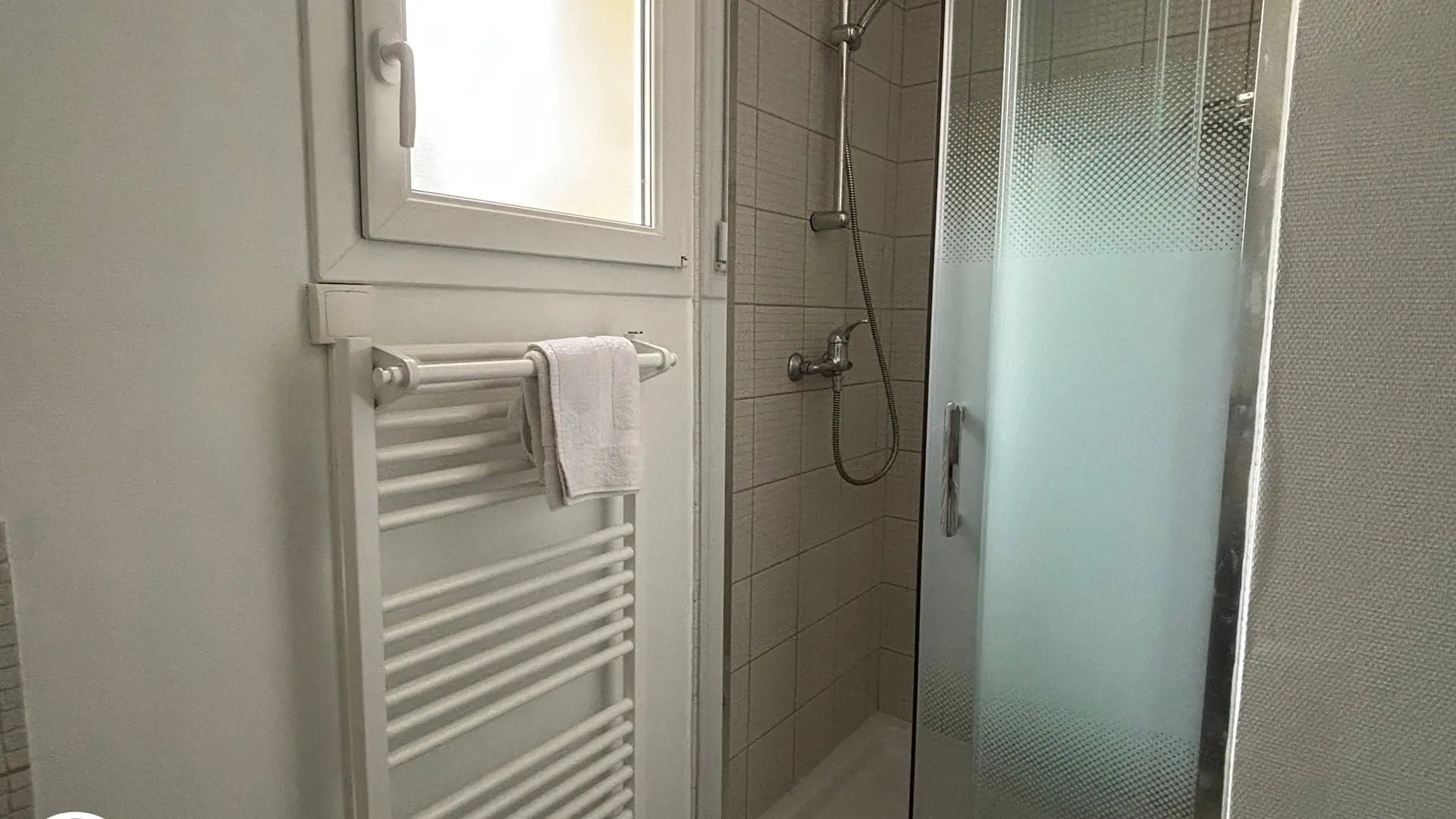 Gîte agréé Gîtes de France en Vendée : Salle d'eau_18