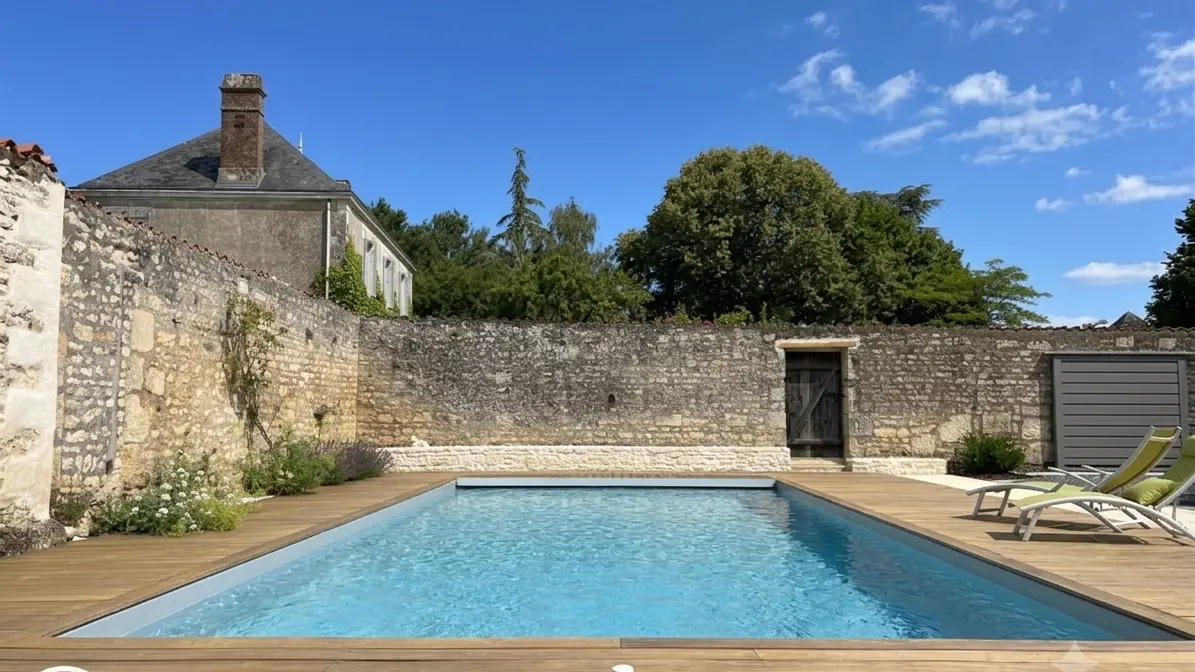 Gîte agréé Gîtes de France en Vendée : Piscine_21