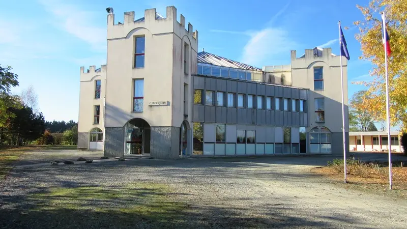 HCOLL49-maison-familiale-noyant-1