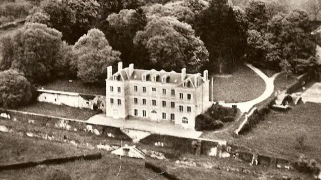 Chateau de Vaux (72130) - Vue aérienne