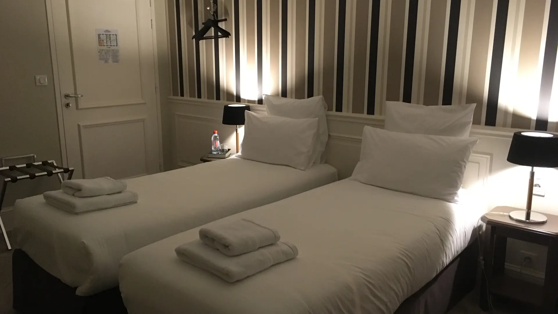 Chambre Studieuse Twin