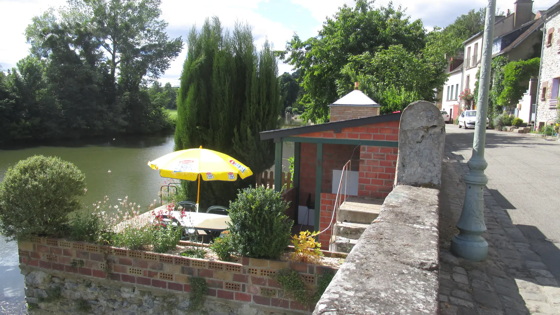 Meublé Le Bourgneuf - Fresnay-sur-Sarthe - jardin