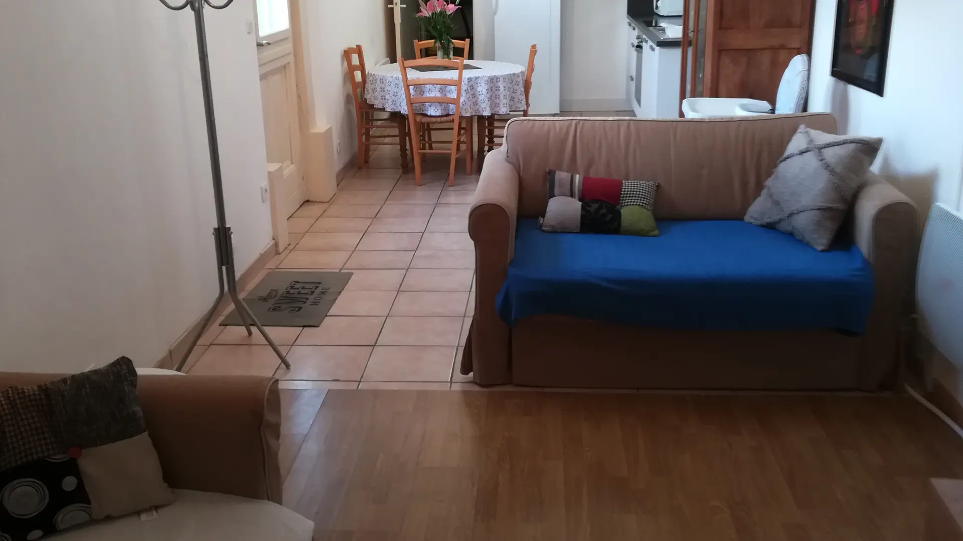 Gîte de Bannes_Montval sur Loir_salon