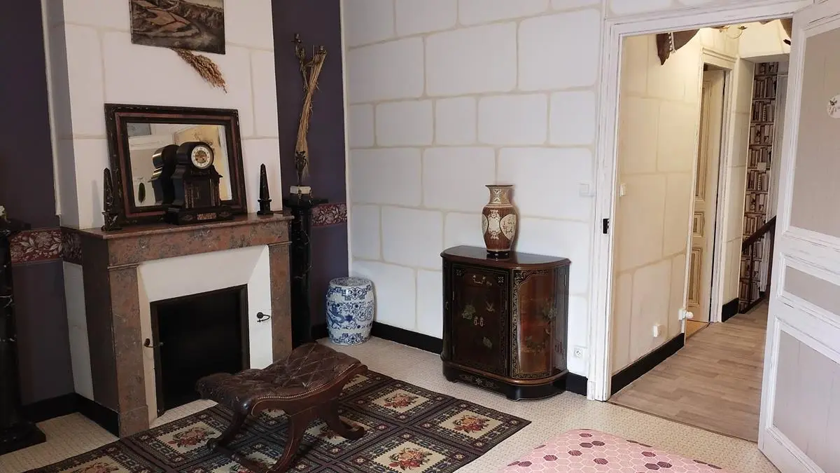 chambre coté place du village