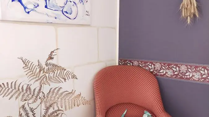 Prise tv dans les deux chambres avec 1 tvhd à installer au besoin