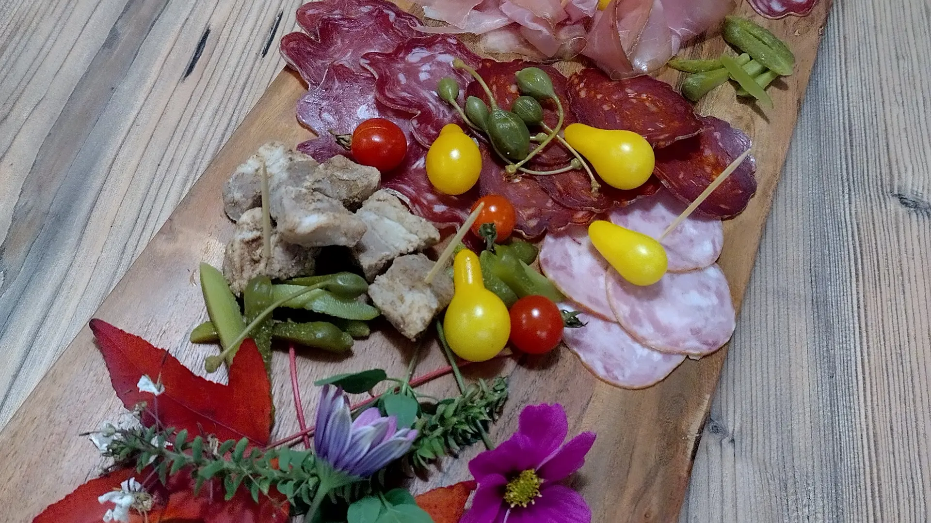 Nos planches Apéro charcurteries et fromages locaux