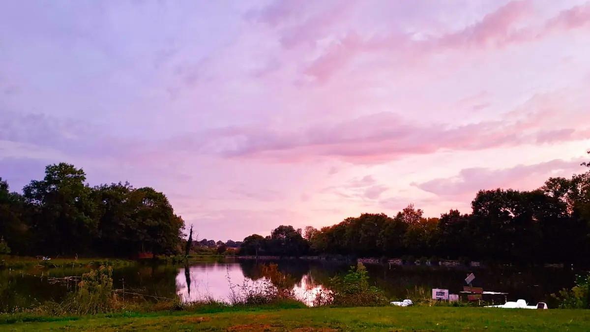 Coucher de soleil sur le lac