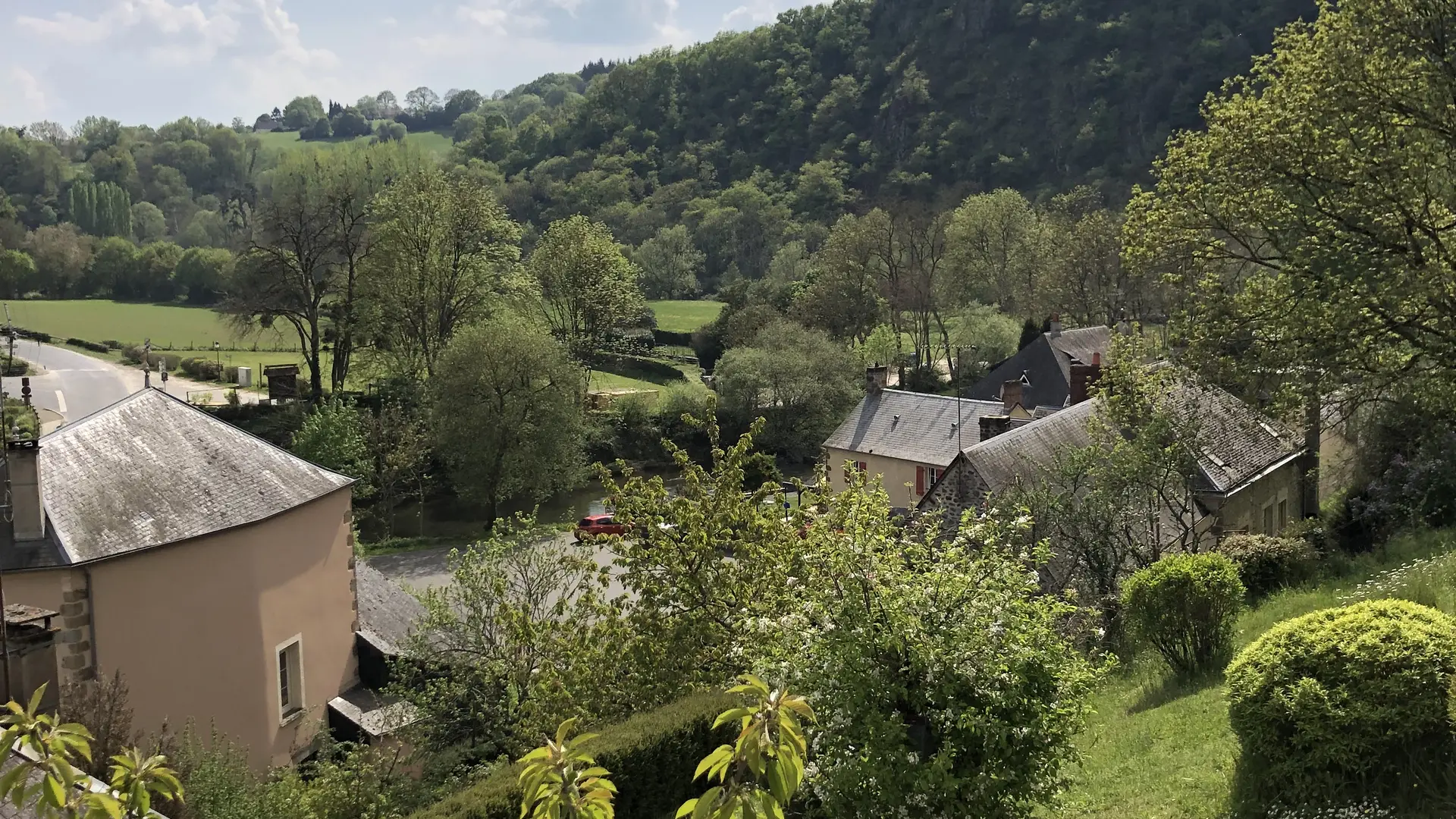 Gîte Les Vallées de Saint-Léo - Saint-Léonard-des-Bois - vue