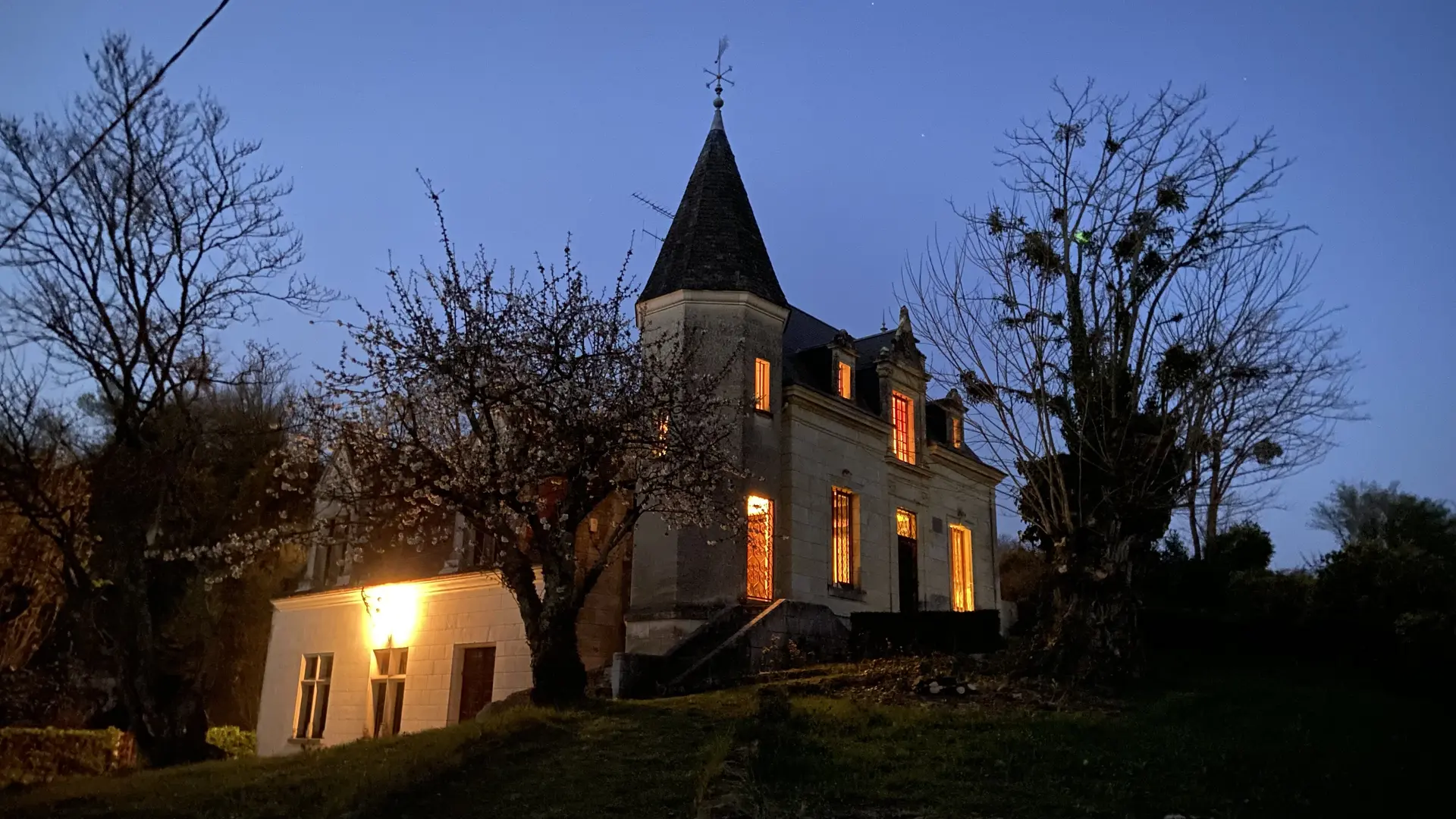 Le Petit Château des Tuffières_Lhomme