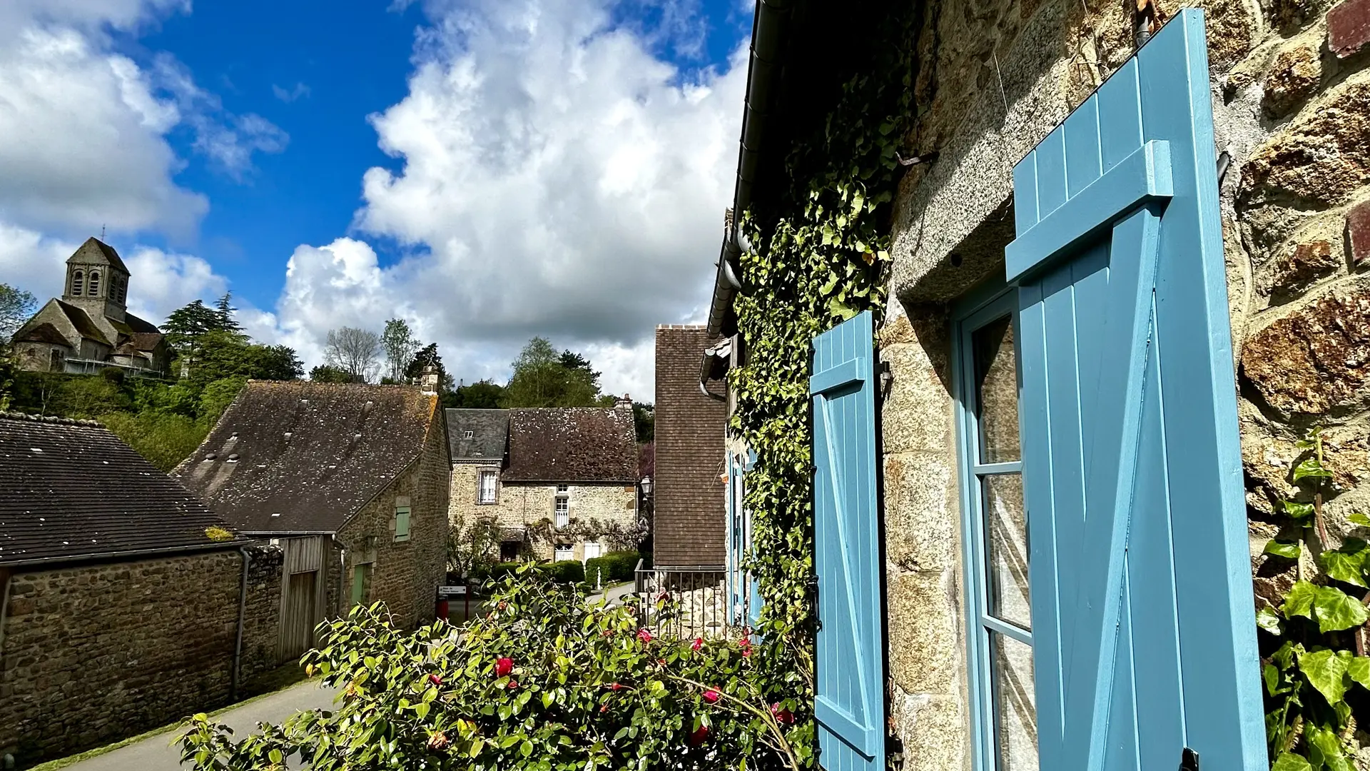 La Cassine Bis - Moulins-le-Carbonnel - extérieur