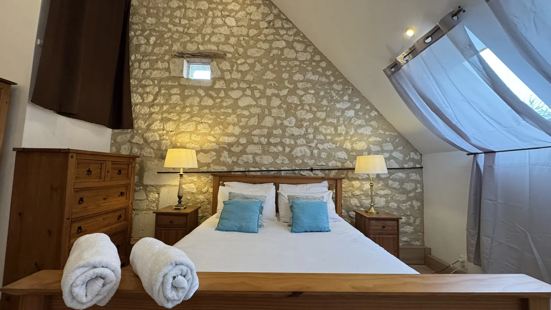 Chambre_Gîte La Grange d'EsusTerra_Aubigné Racan