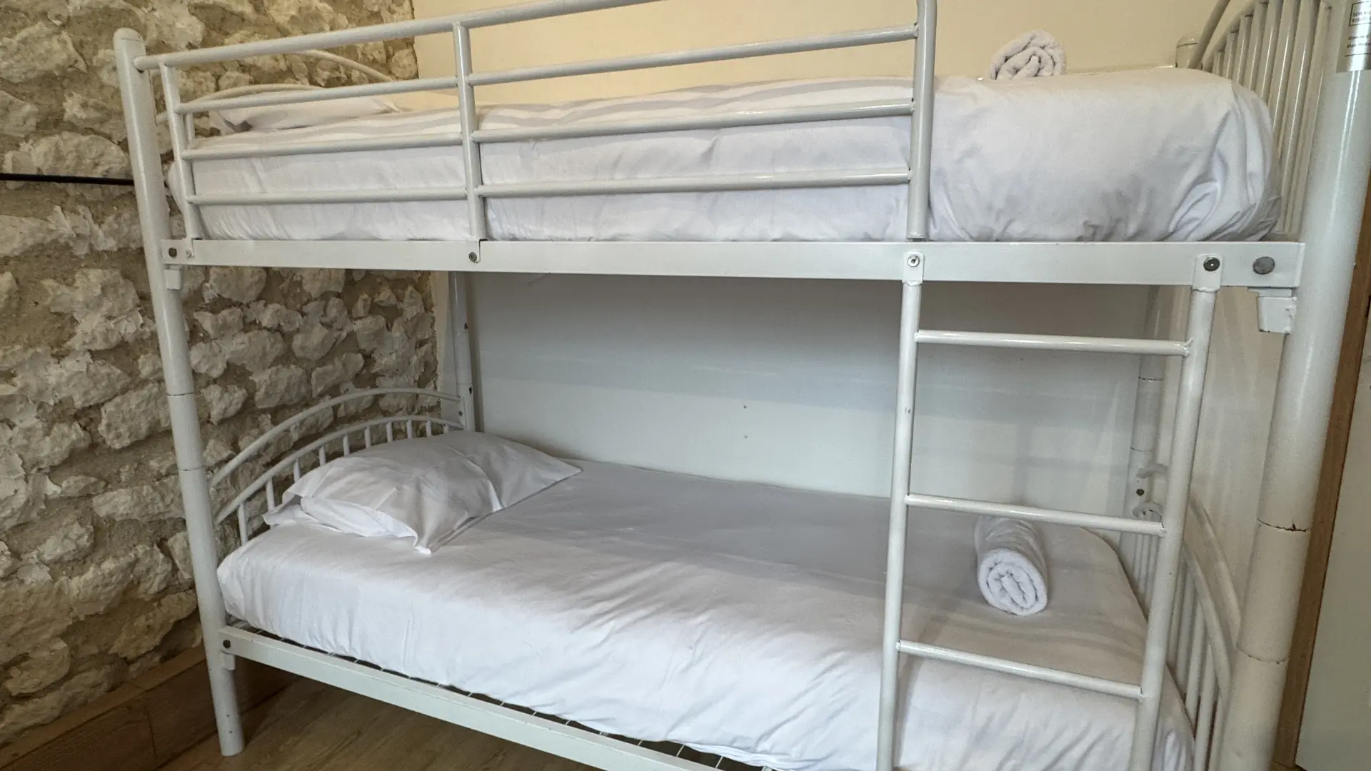 Lit superposé_Gîte La Grange d'EsusTerra_Aubigné Racan