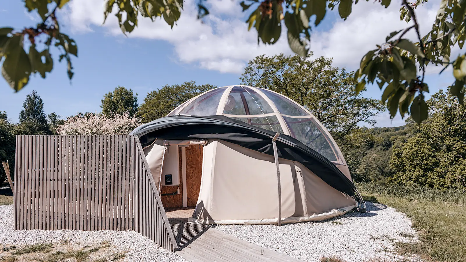 Les Insolites de JSK - Saint-Léonard-des-Bois - Le Wigwam