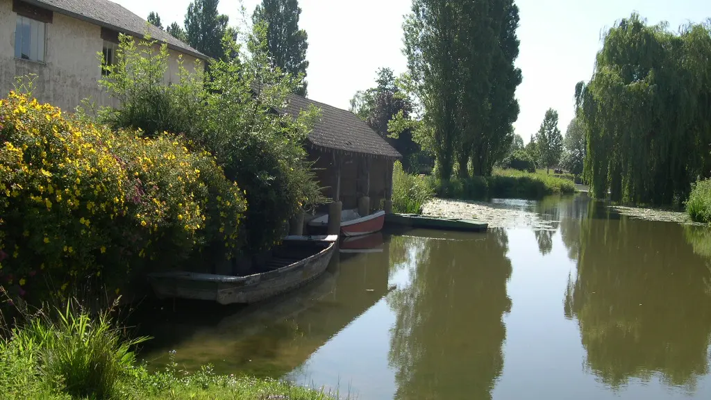 PCU879000735 - Lavoir à l'entrée du Moulin