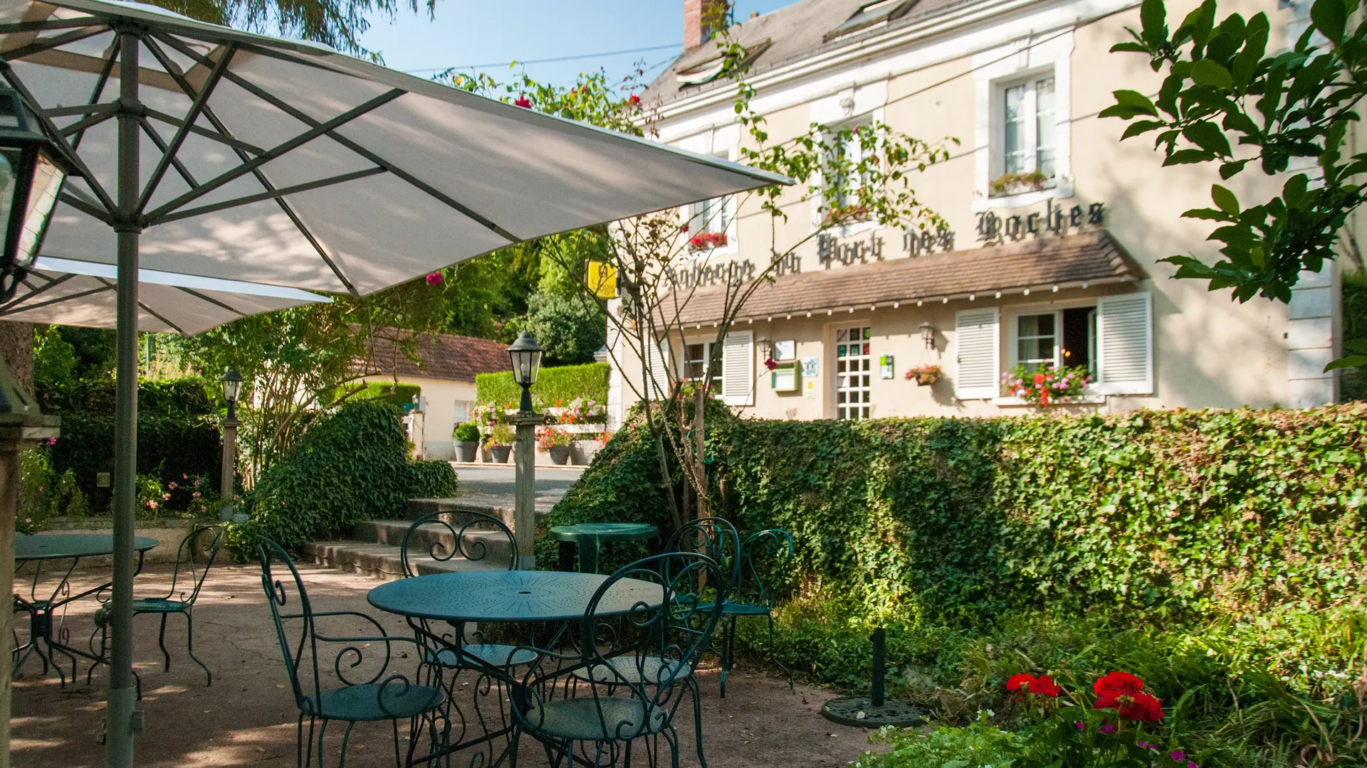 Le port des roches_luché pringé_2013©Stevan LIRA (6)