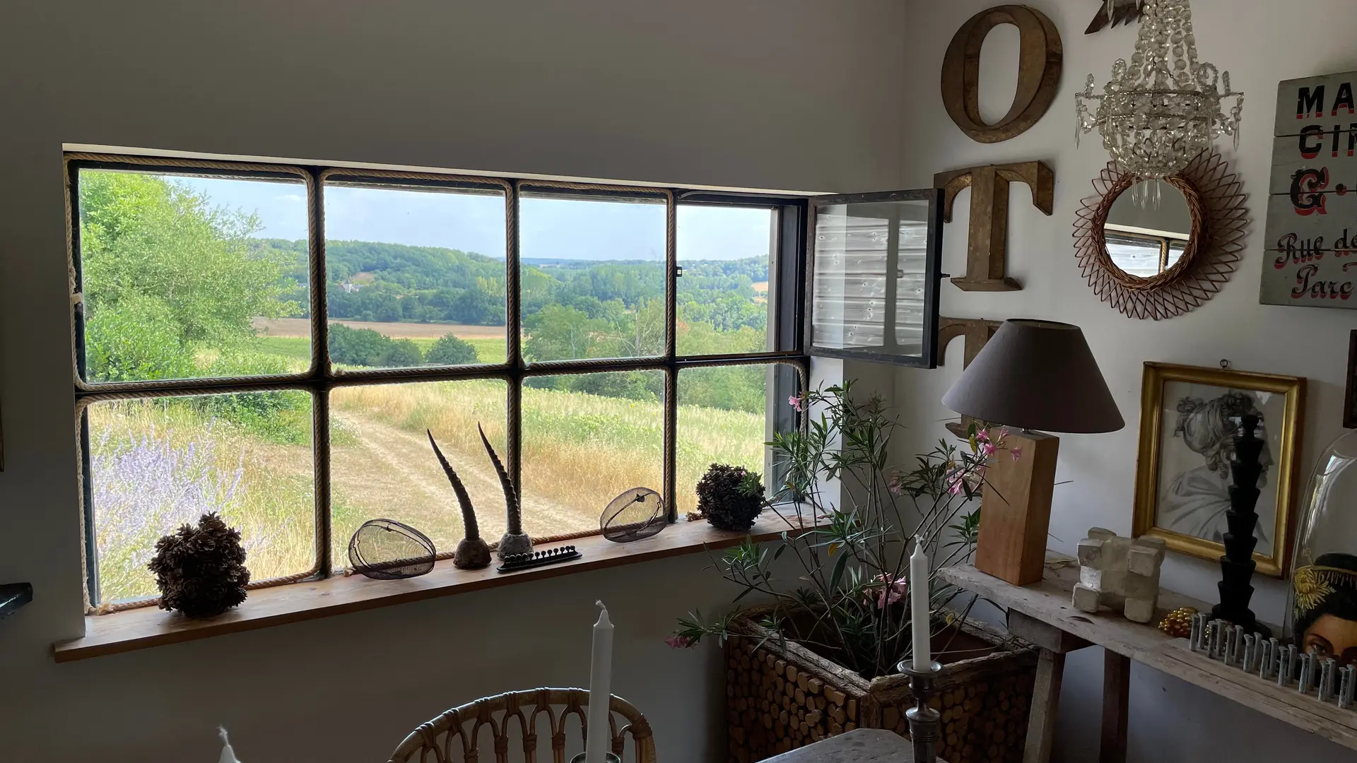 Cabane au coeur de la Dême_Beaumont sur Dême