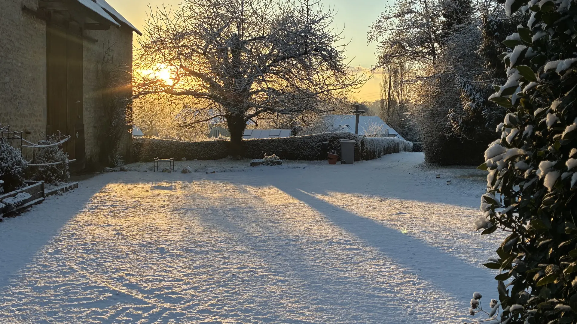 Chambres d'hôtes La Basse Cour - Ancinnes - sous la neige