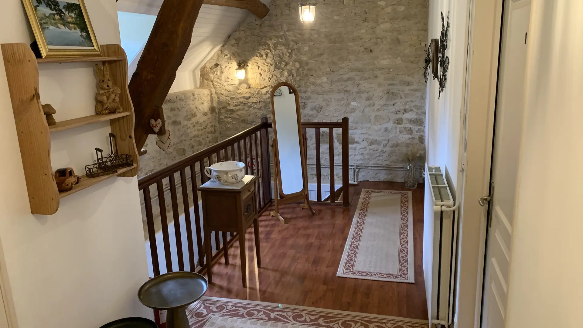 Chambres d'hôtes La Basse Cour - Ancinnes - palier