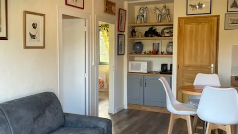 Petit gîte_Manoir de Vaudésir_St Christophe sur le Nais