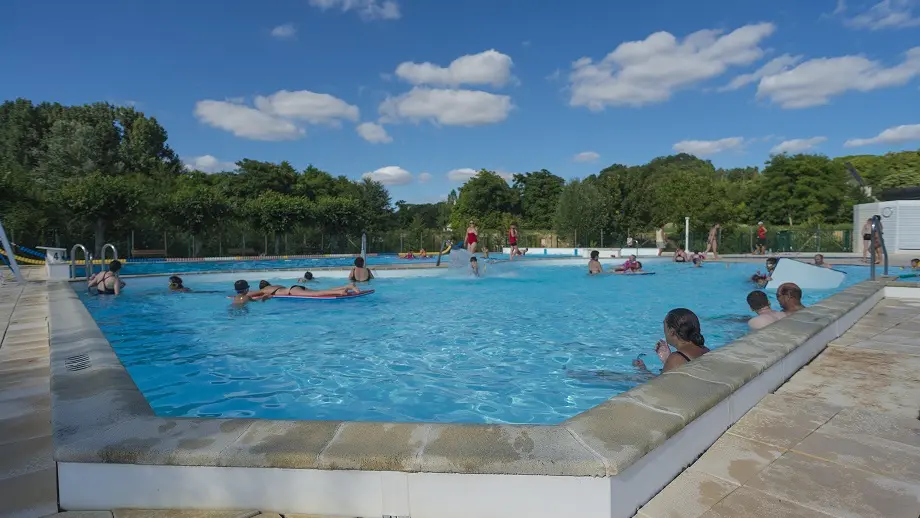 Piscine aqualudique communautaire du Pays de Racan_4B