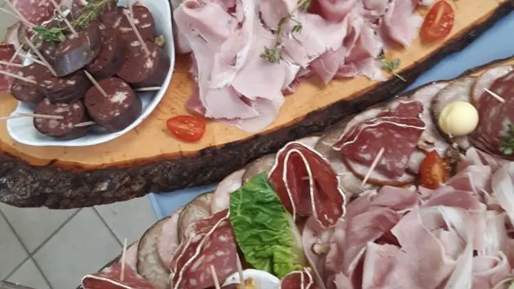 Poivre & Sel Planches Charcuterie - Laval