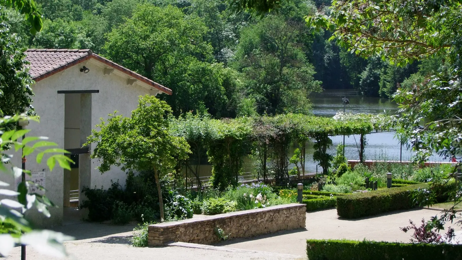 Port de La Haye-Fouassiere-mairie-la-haye-fouassiere-levignoblenantes