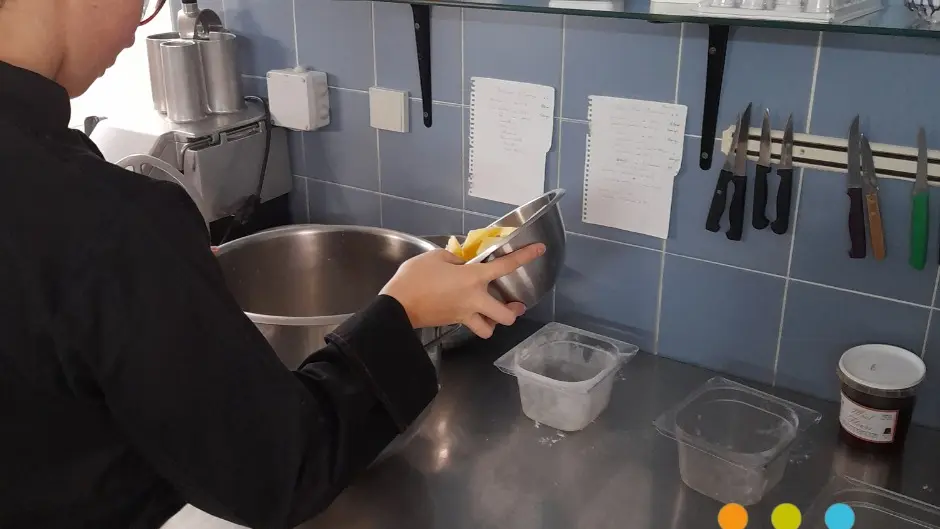 Restaurant Les trois couleurs fontenay-le-comte 85-2