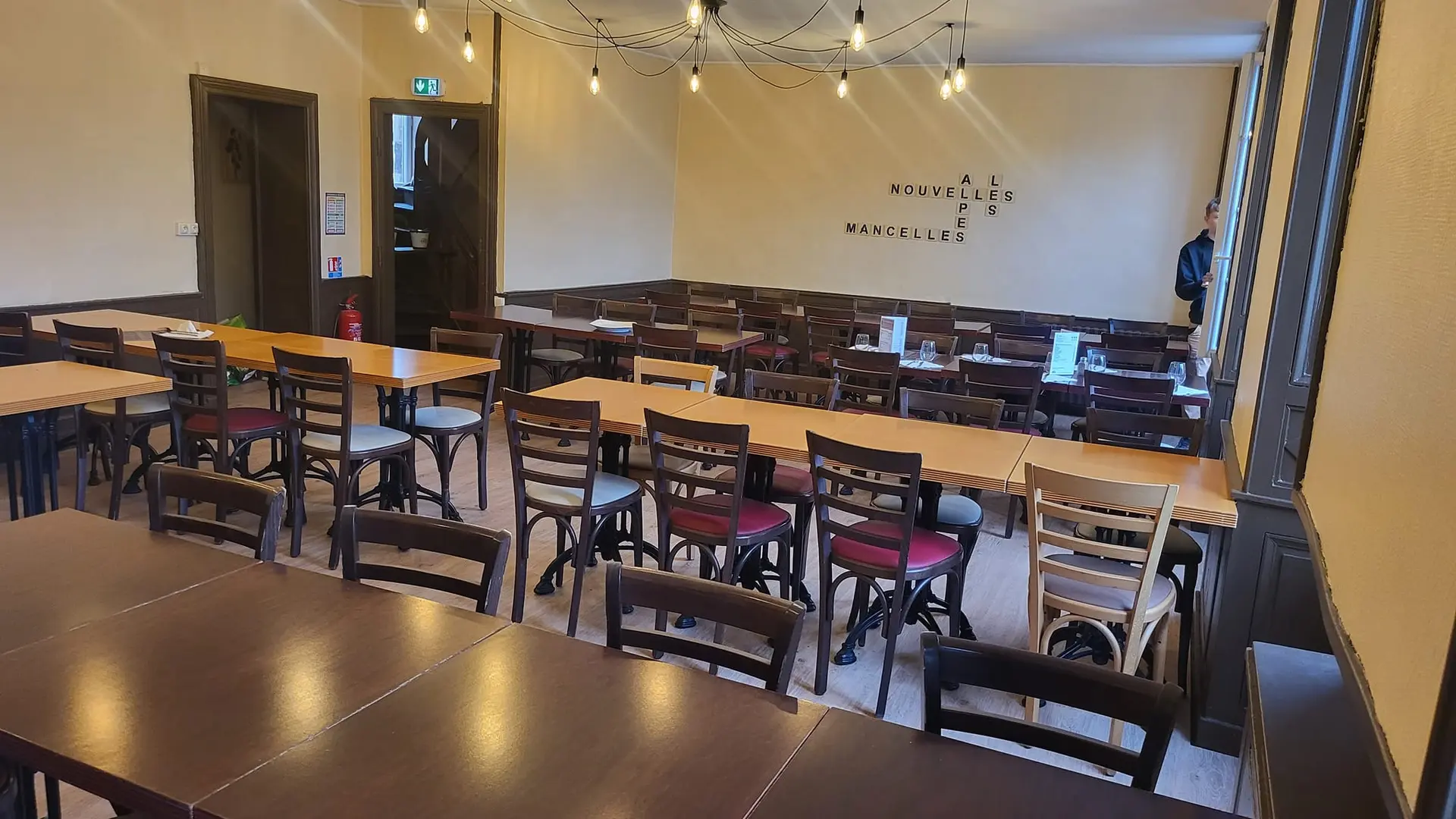 Restaurant Les Nouvelles Alpes Mancelles - Fresnay-sur-Sarthe - intérieur